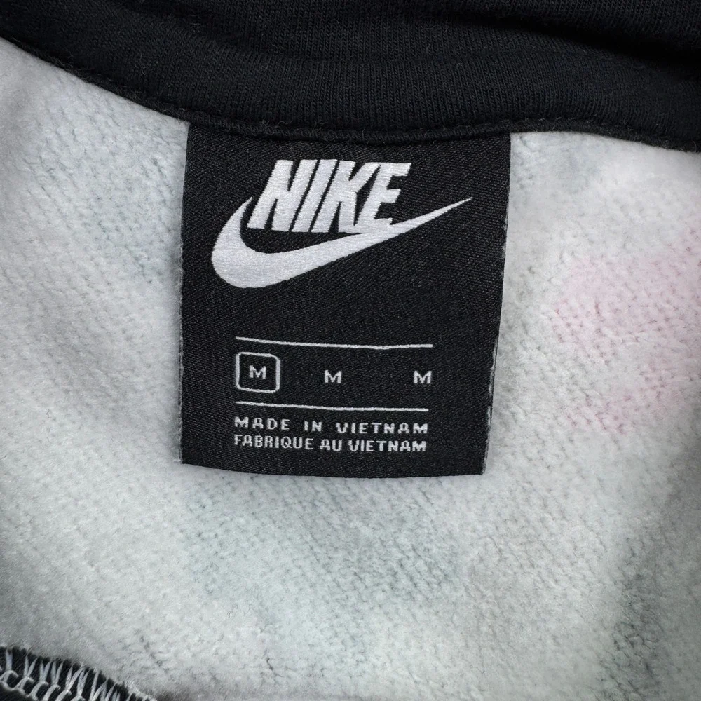 Nike Women's Hoodie Floral Camo Pullover White Pink Green Medium Fleece Graphic